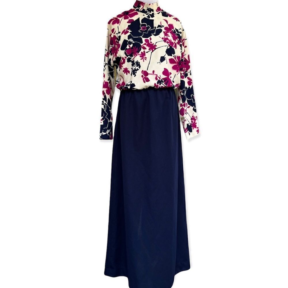 Vintage 60’s/70’s Floral High Neck Maxi Dress with Dolman sleeves L